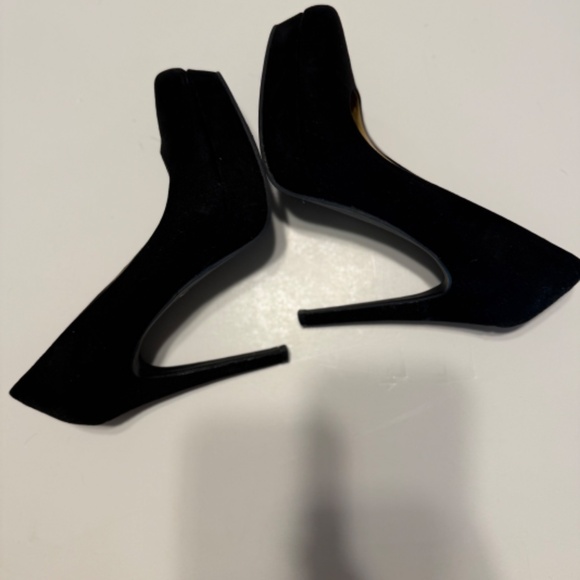 Chinese Laundry Classic Black Heels - 7 - WORN ONCE - Picture 2 of 6